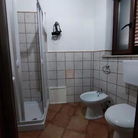 Affittacamere La Cartiera Palazzo Adriano